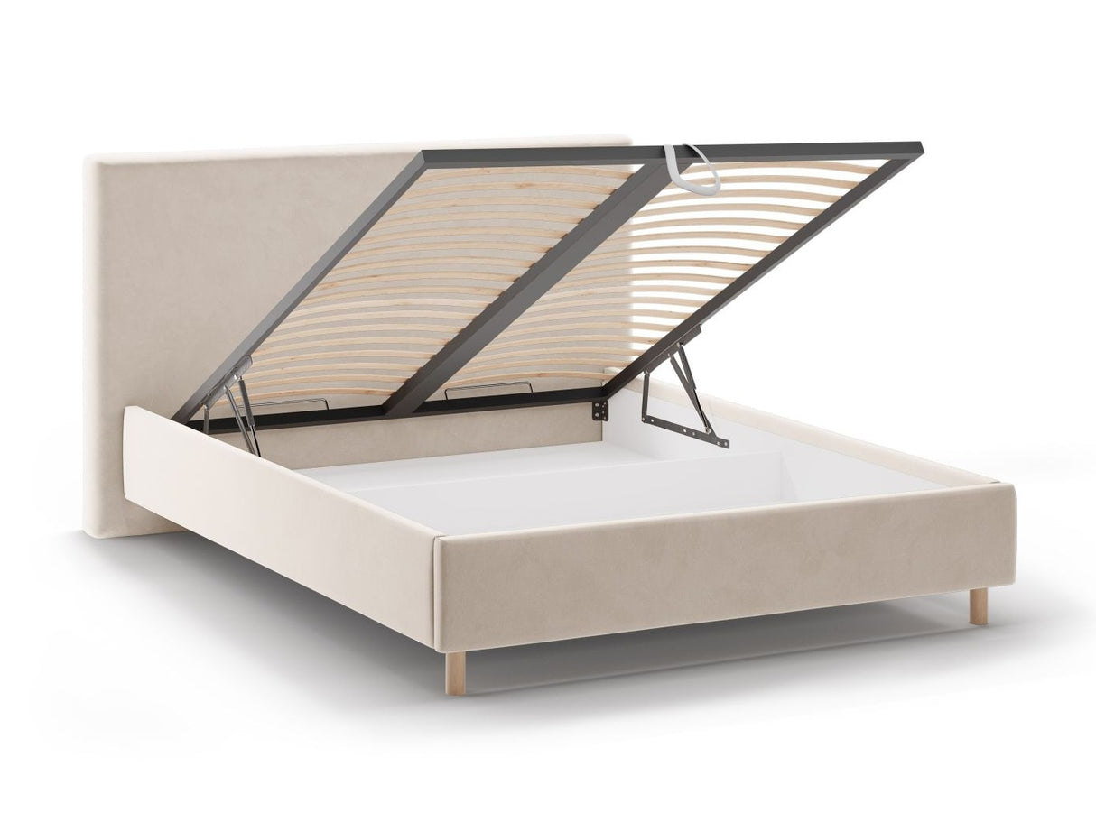Gulta 640736