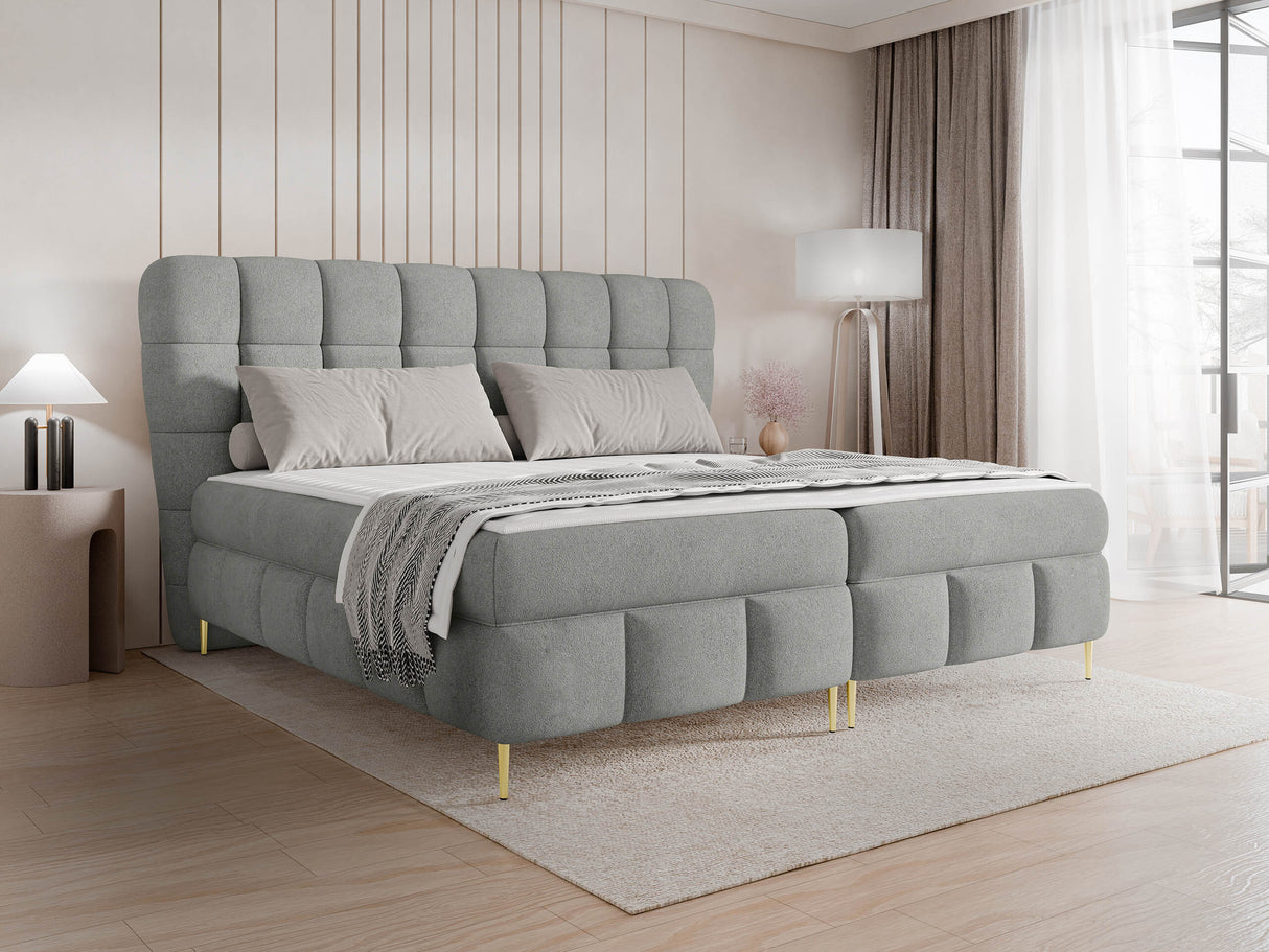 Kontinentālā gulta 567041 4626802