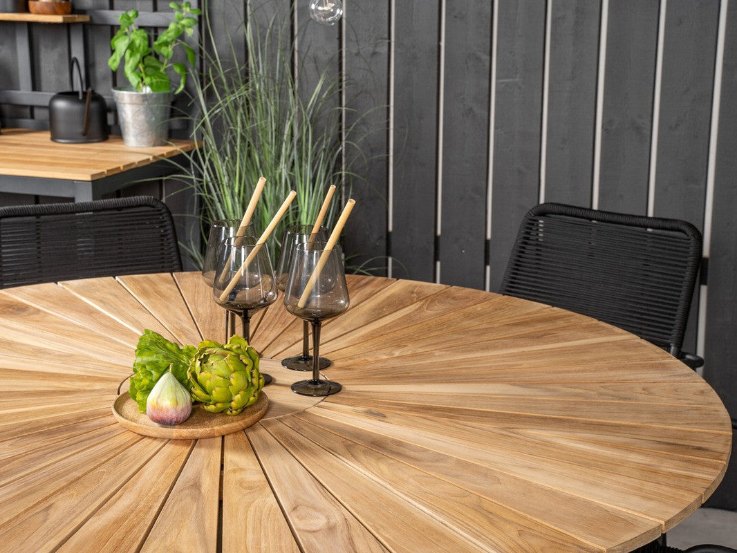 Galds un krēslu komplekts 484319