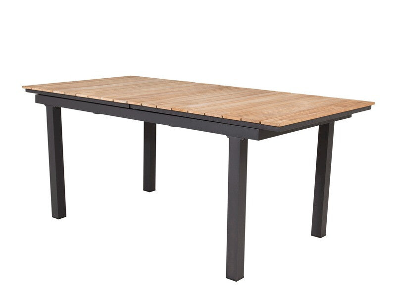 Galds un krēslu komplekts 484376