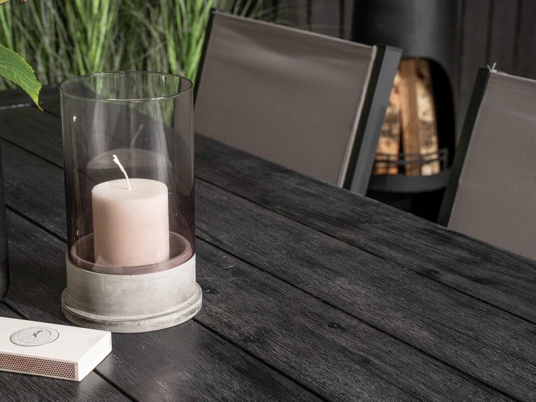 Galds un krēslu komplekts 484391