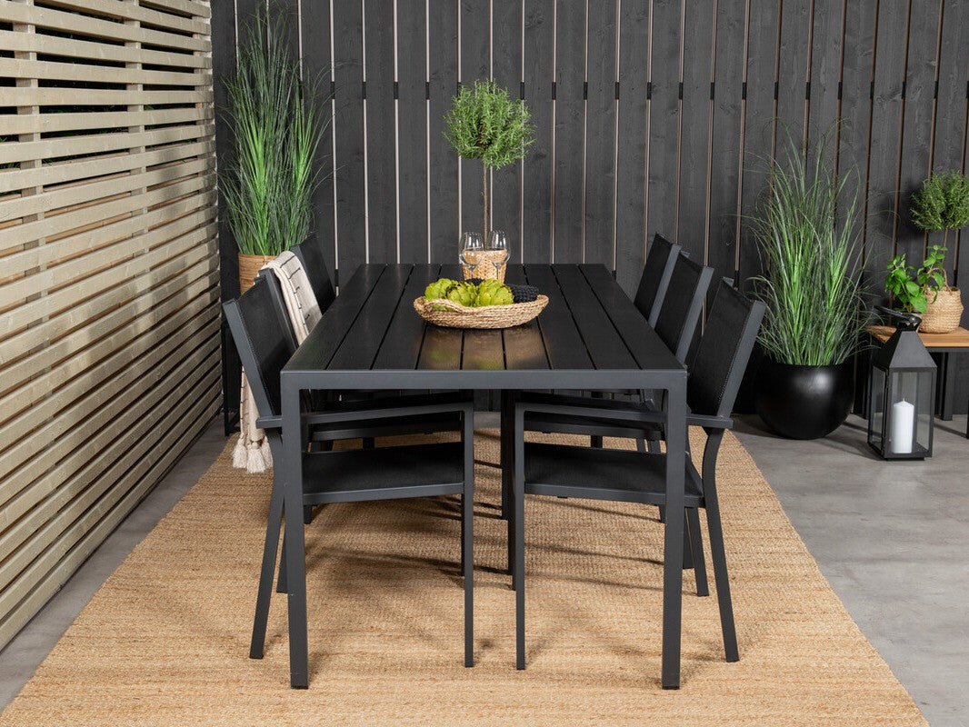 Galds un krēslu komplekts 485536