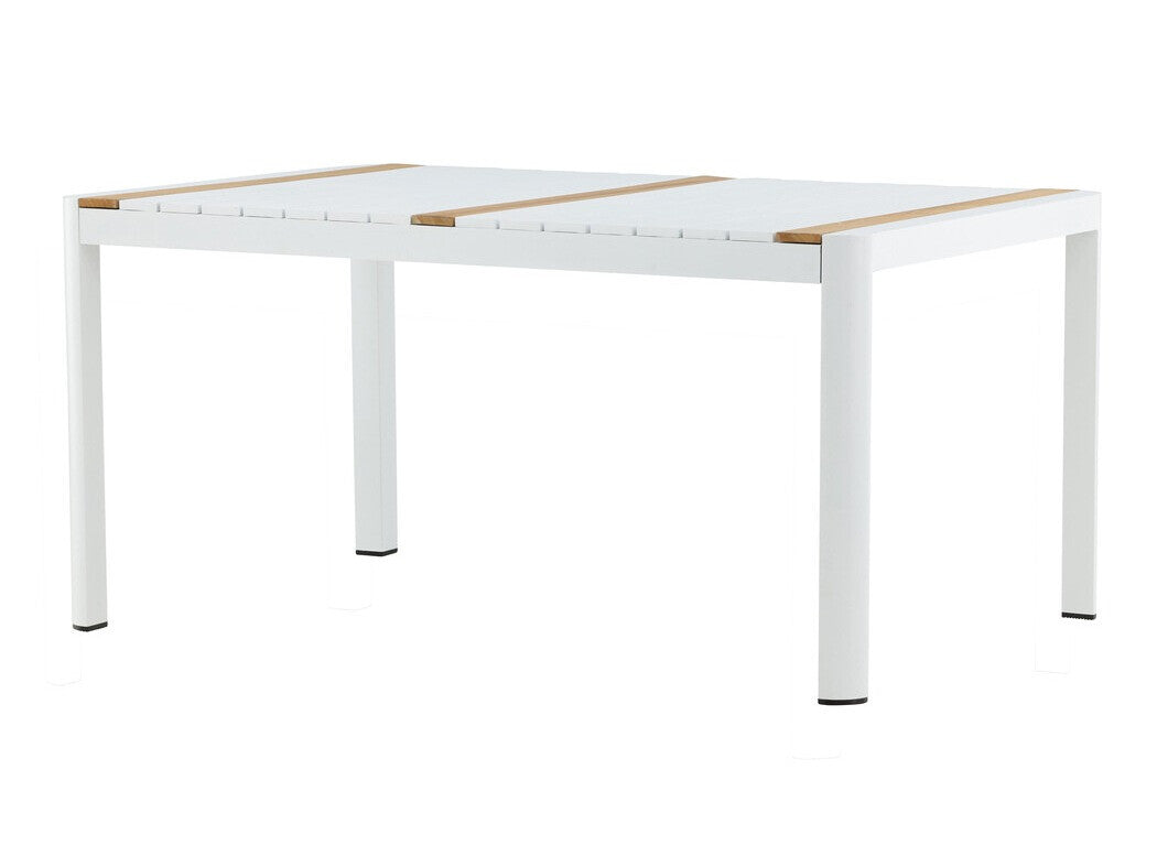 Galds un krēslu komplekts 500530