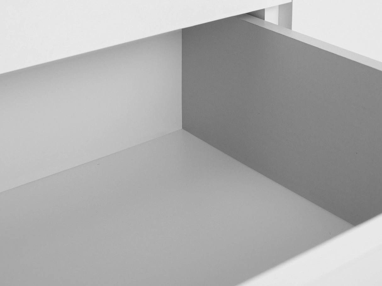 Plaukts 587246 4132118