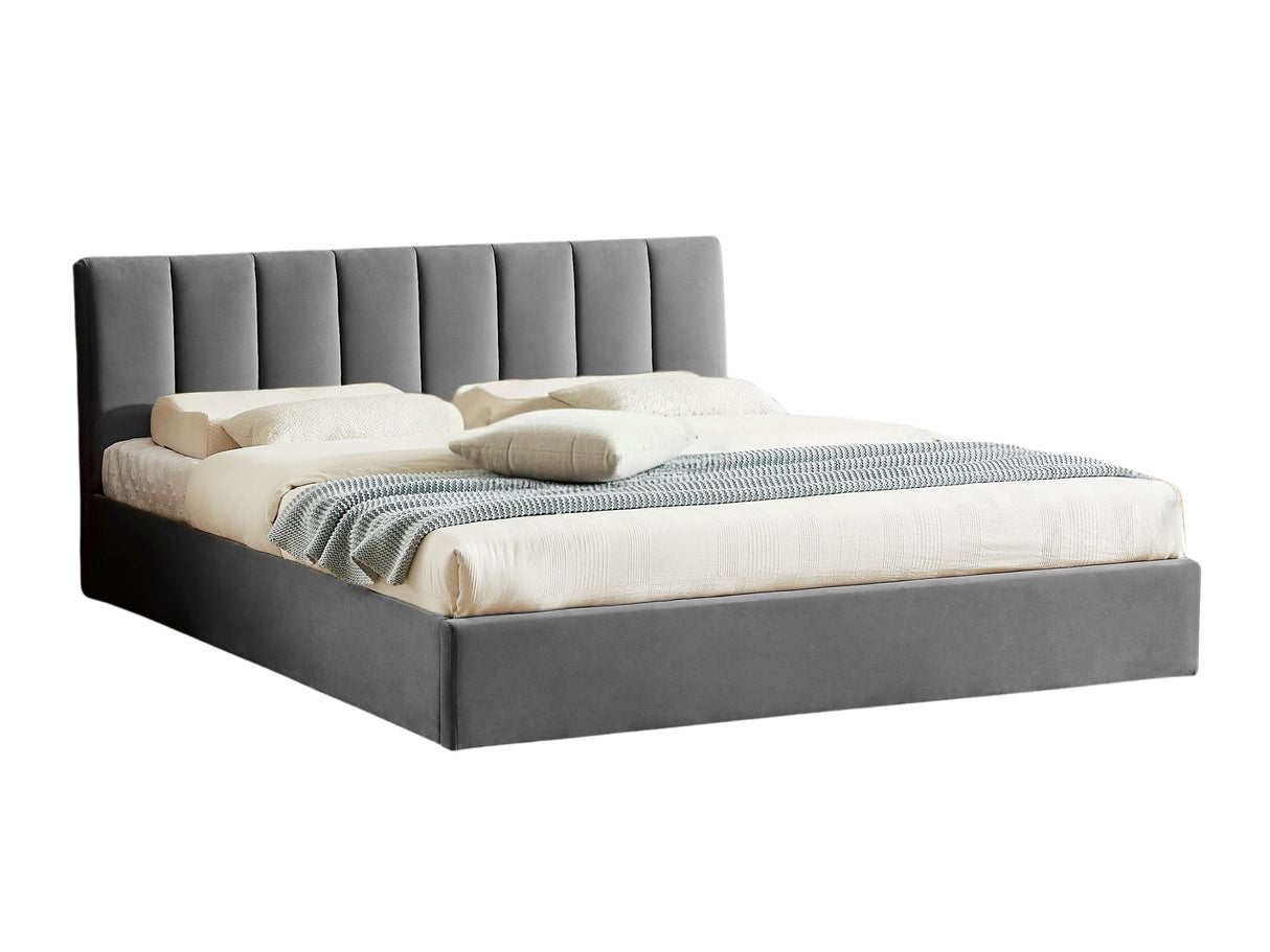 Gulta 552720 4136179