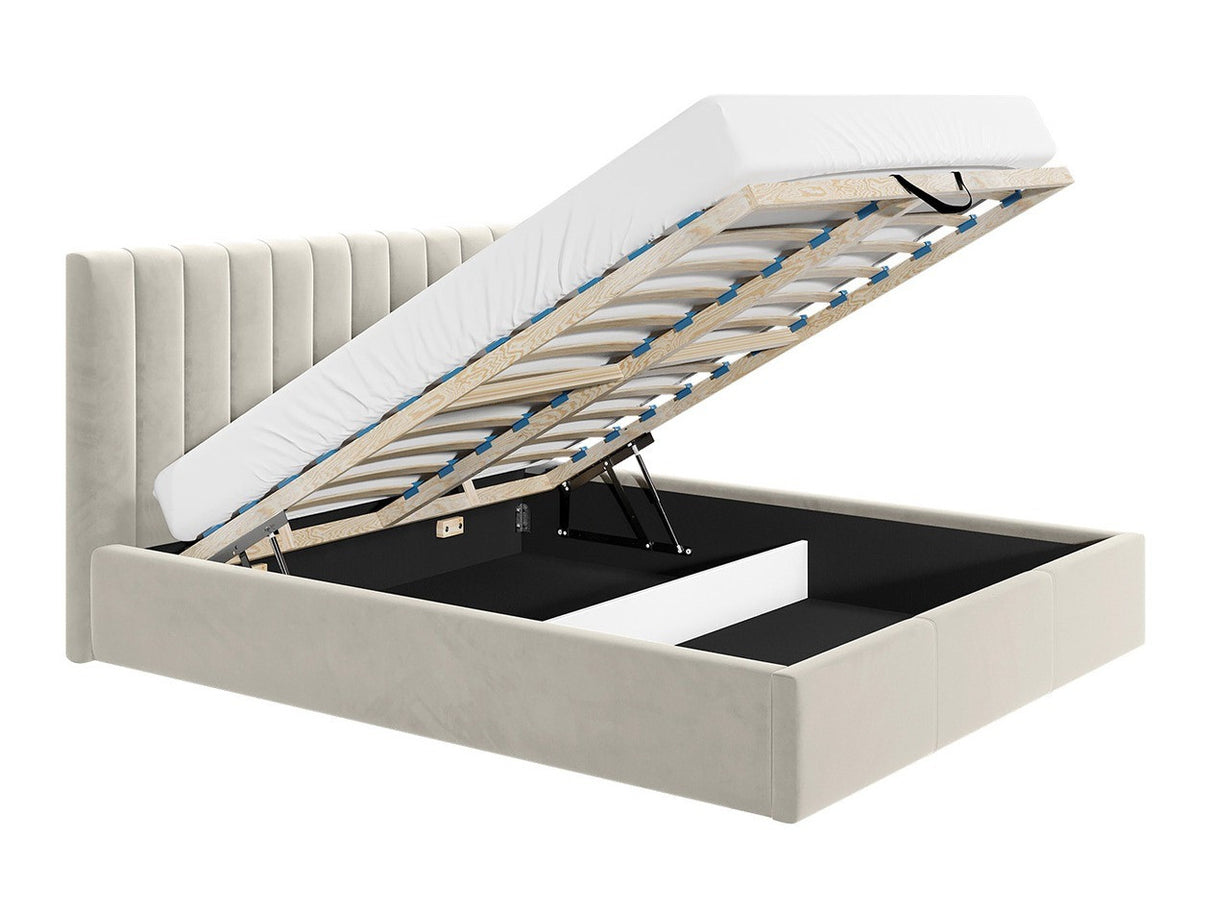 Gulta 494265 4348754