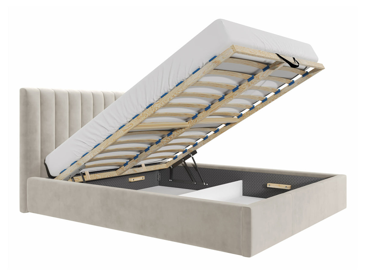 Gulta 494265 4376262