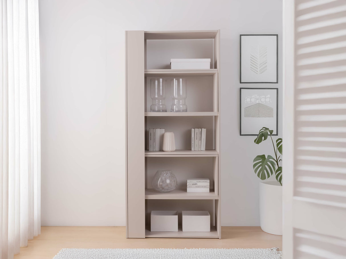 Plaukts 591942 4383915