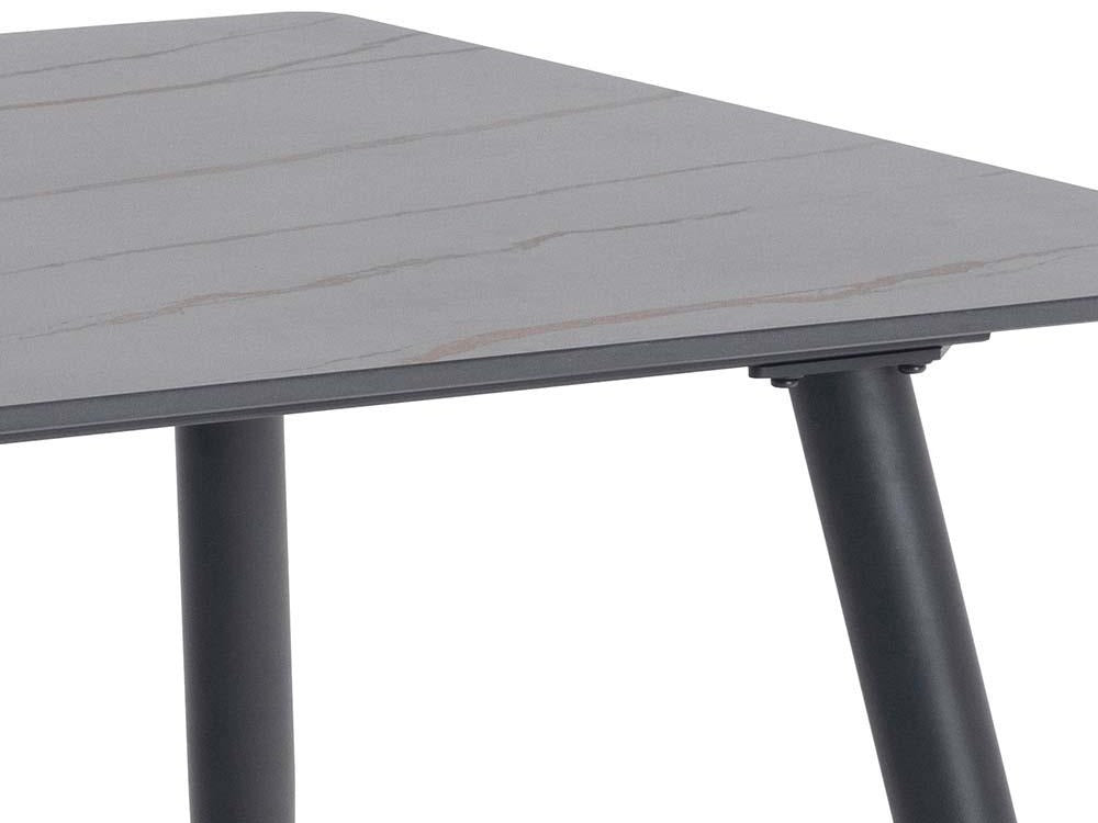 Galds 449352 4400534