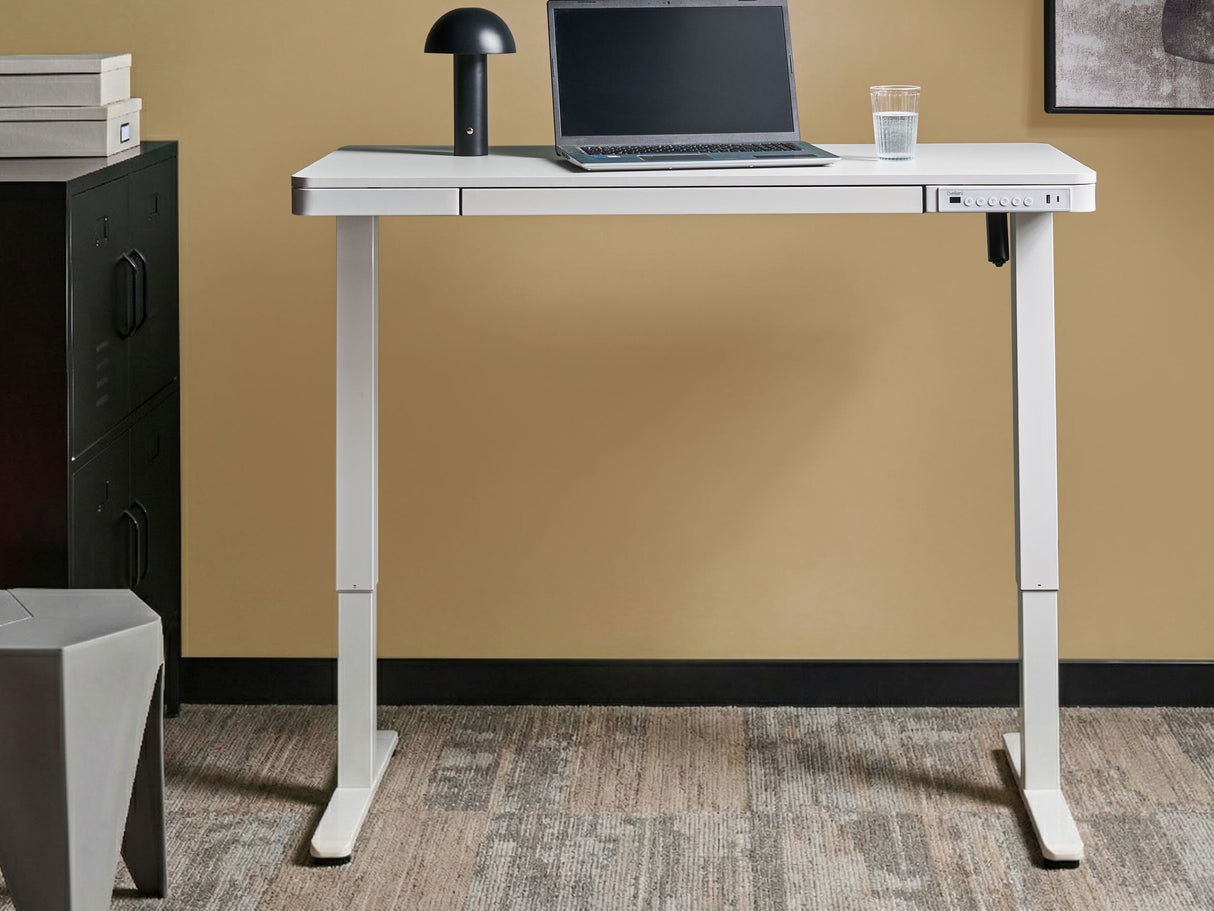 Rakstāmgalds ar regulējamu augstumu 629323