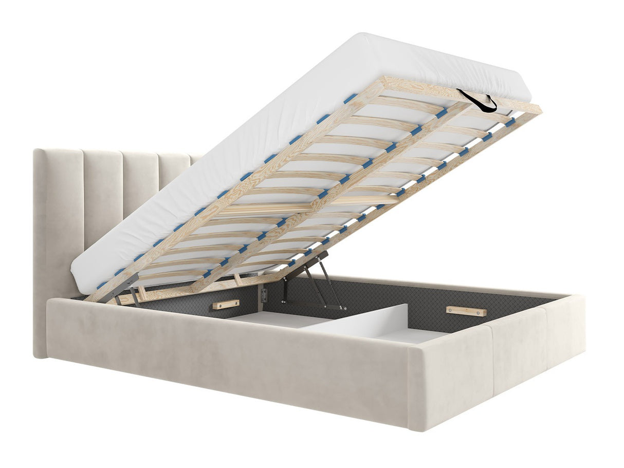 Gulta 206768 4439979