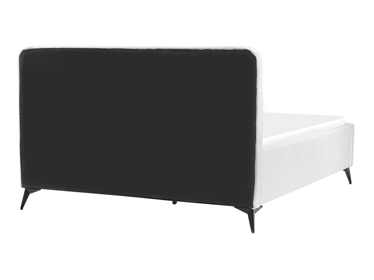 Gulta 517521 4469221