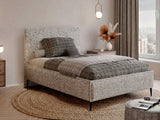 Gulta 632435 4483972