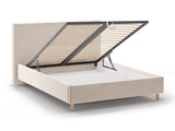 Gulta 640736