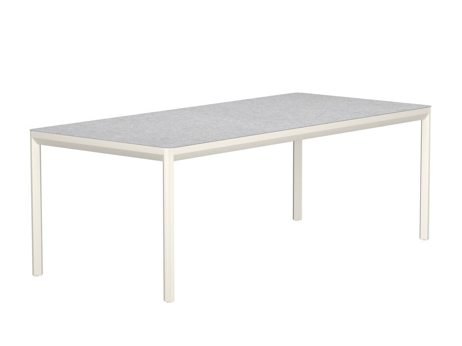 Galds un krēslu komplekts 646238