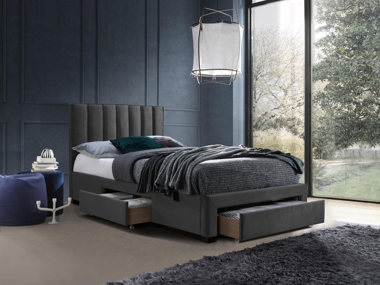 Gulta 236986 4895138