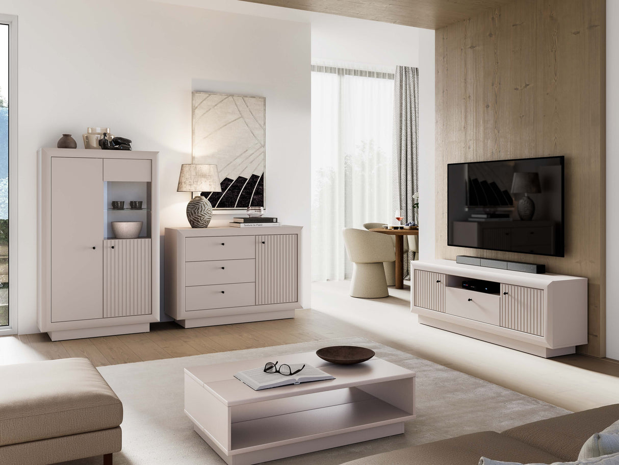Plaukts 673933