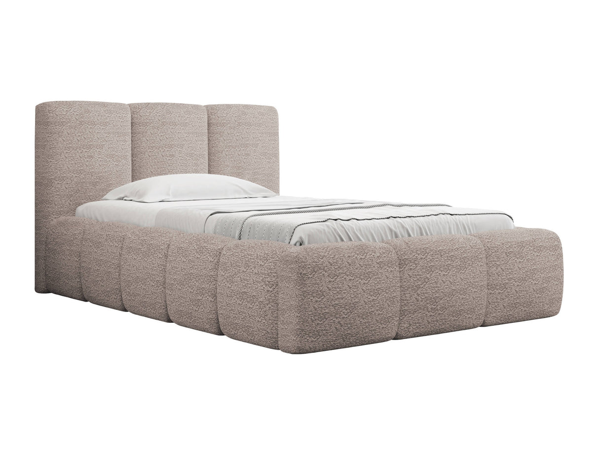 Gulta 615556 4981393