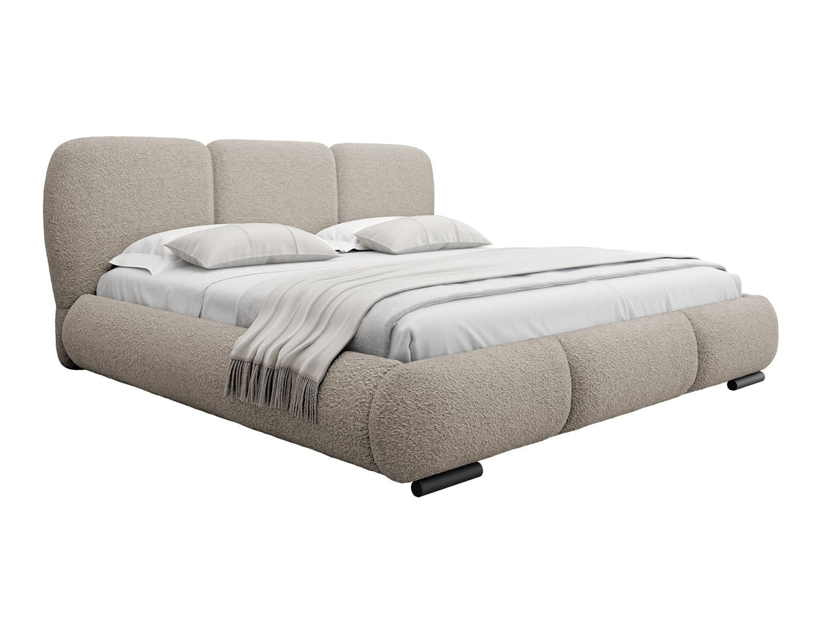 Gulta 637854 5074343